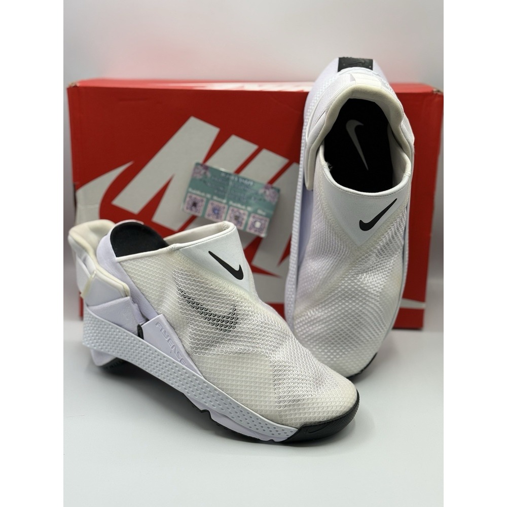 Nike Women's Go FlyEase Size 8.5 White Hands-Free Slip-On Sport Shoes 'Display'